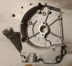 Крышка двигателя правая 139QMB купить Крышка двигателя правая 139QMB купить