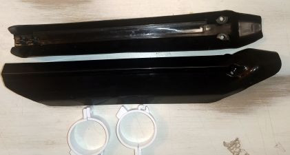 Пластик на амортизаторы (пара) XR250w, YD250GY,TTR250Rb купить Пластик на амортизаторы (пара) XR250w, YD250GY,TTR250Rb купить